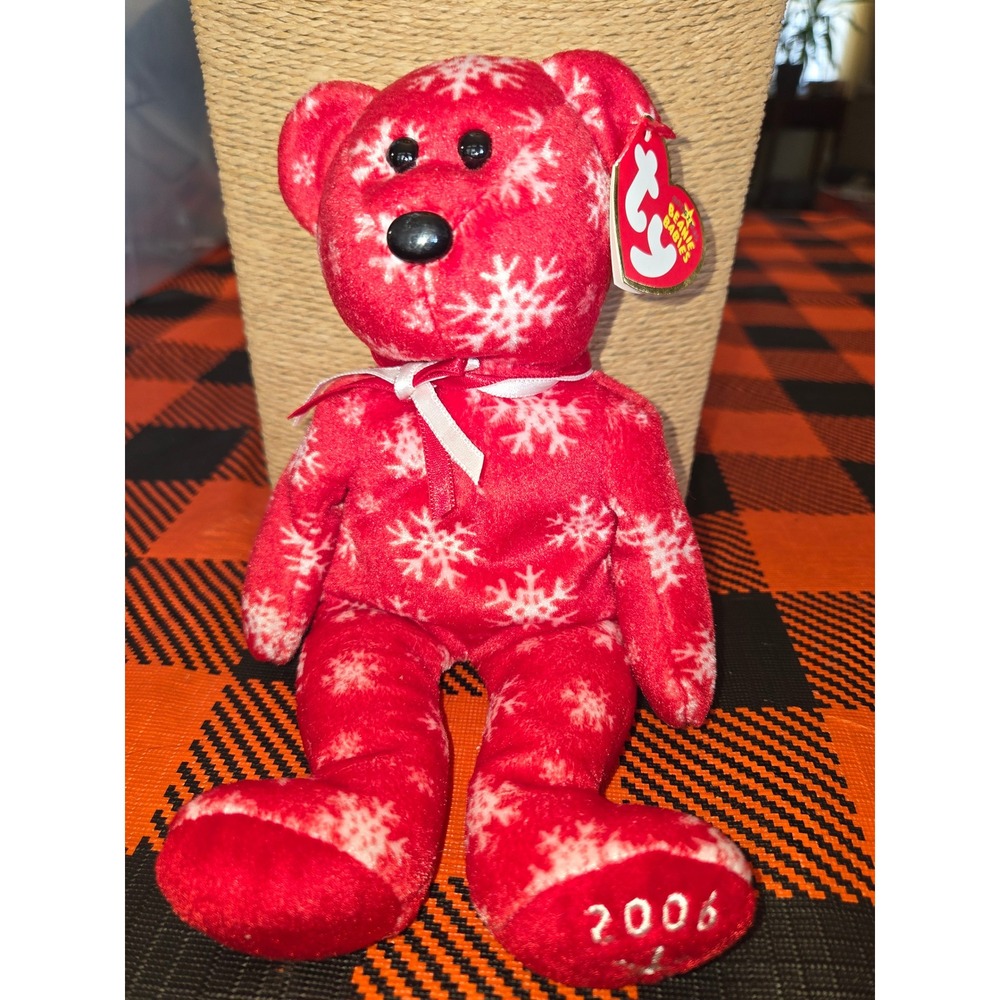Ty Beanie Babies Snowbelles 2006 Holiday Bear Hallmark Exclusive Red Snowflake